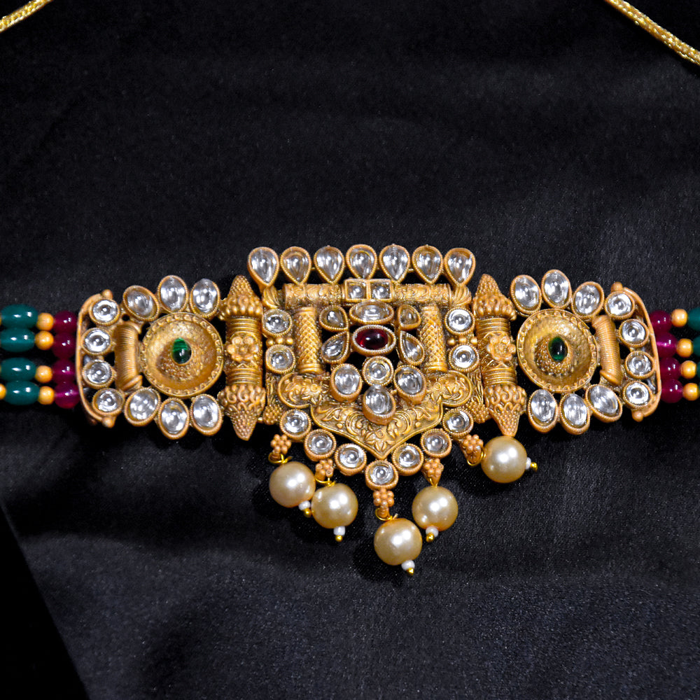 Traditional Gold Plated matt finish Choker with Kundan
