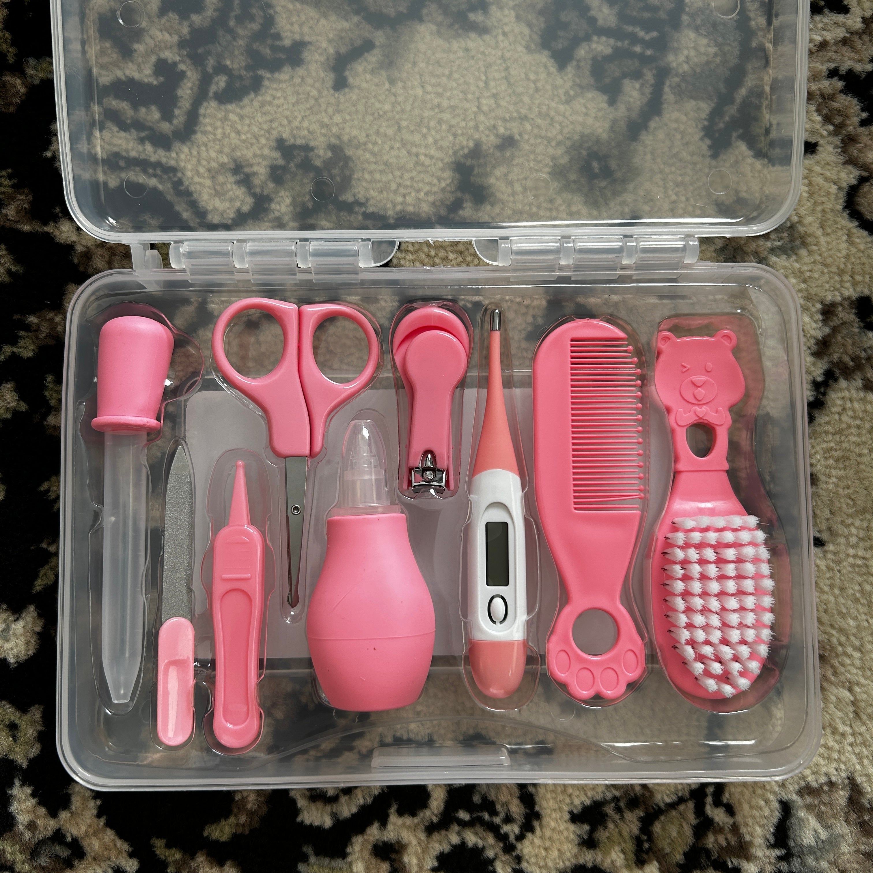 GentleCare Complete Baby Grooming Kit – Nail Clipper, Nasal Aspirator, Thermometer & More for Newborns and Toddlers(Assorted colors)