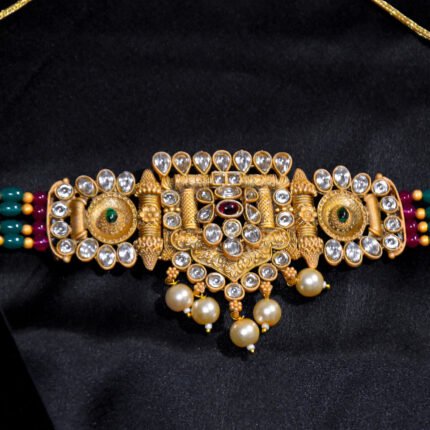 Traditional Gold Plated matt finish Choker with Kundan
