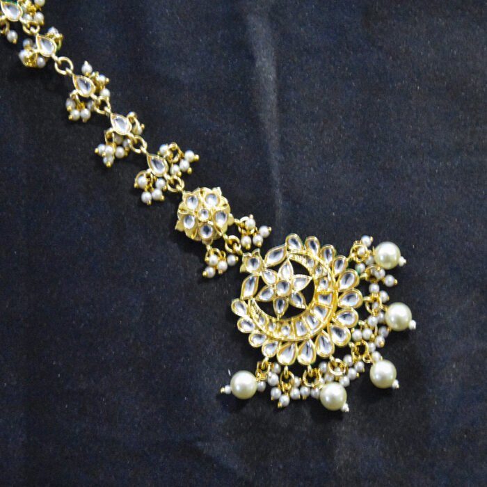 Traditional Pearl kundan Maang Tikka - Image 1