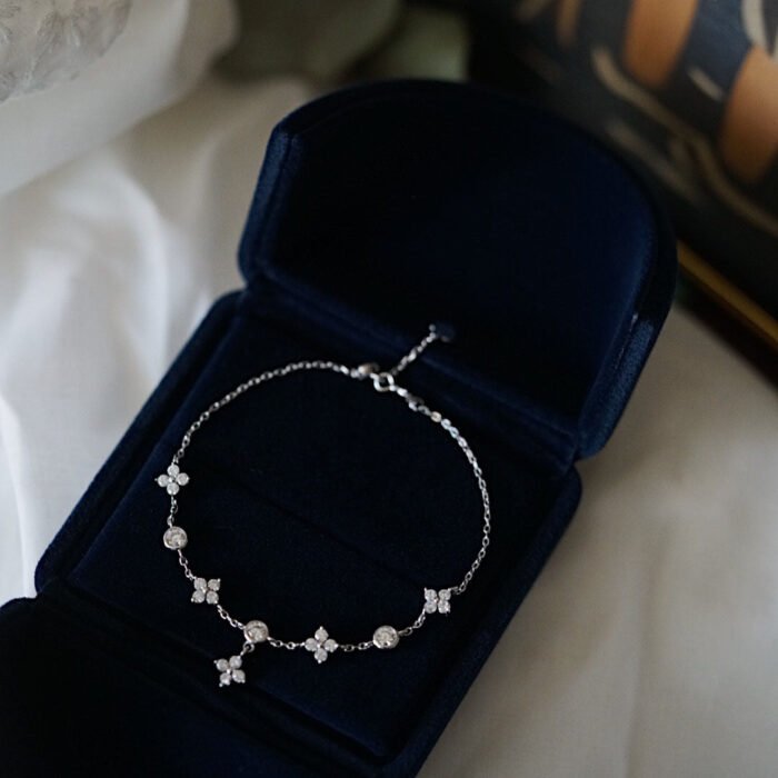 S925 Silver Clover Bracelet - Image 4