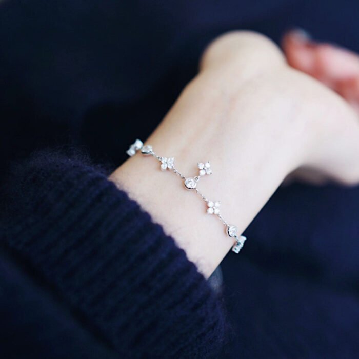 S925 Silver Clover Bracelet - Image 1