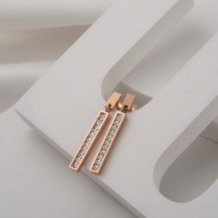 Sleek Drop Earring