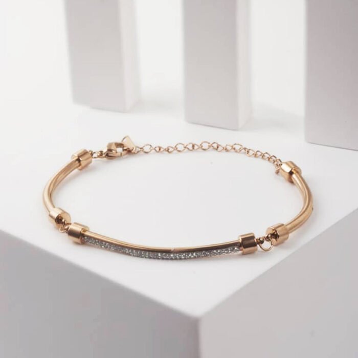 The sleek studded Bracelet - Image 1